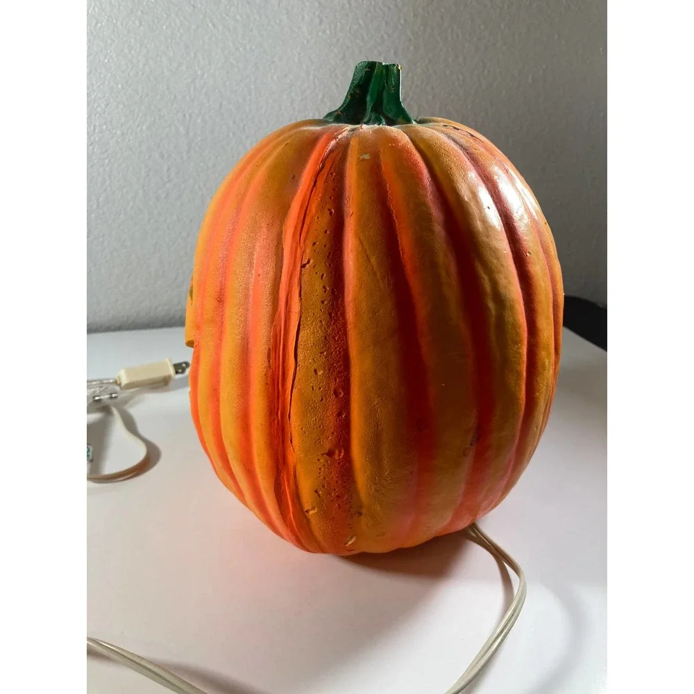 Vintage Trendmasters Light Up Foam Blow Mold Pumpkin Head Jack O Lantern 1992‎
